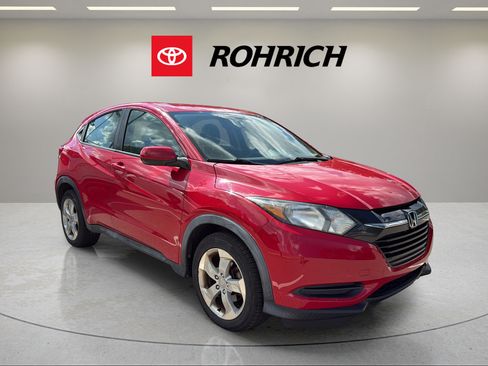 Used 2016 Honda HR-V LX image 4