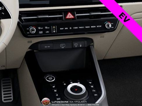 New 2025 Kia Niro Wave w/ Wave Preserve Package FWD image 29