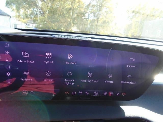 Certified 2026 Buick Enclave Avenir w/ Super Cruise Package AWD/4WD image 12