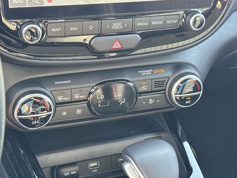 Certified 2025 Kia Soul GT-Line FWD image 22