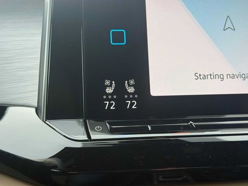 New 2026 Volkswagen Atlas Cross Sport SE image 16