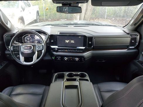 Used 2025 GMC Sierra 1500 SLT RWD image 12