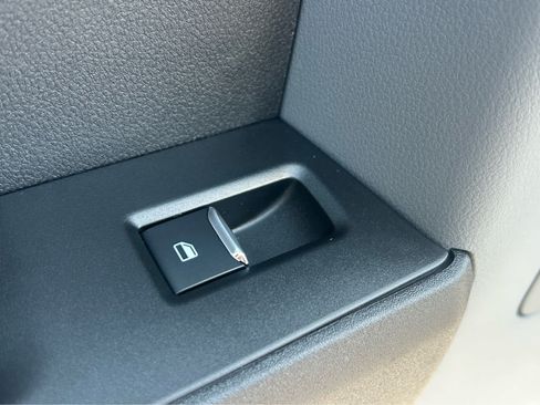 New 2026 Ford F250 XLT AWD/4WD image 4