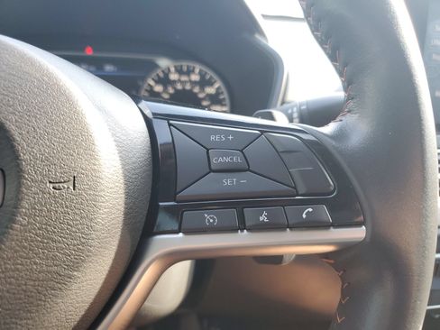 Used 2024 Nissan Altima 2.5 SR FWD image 22