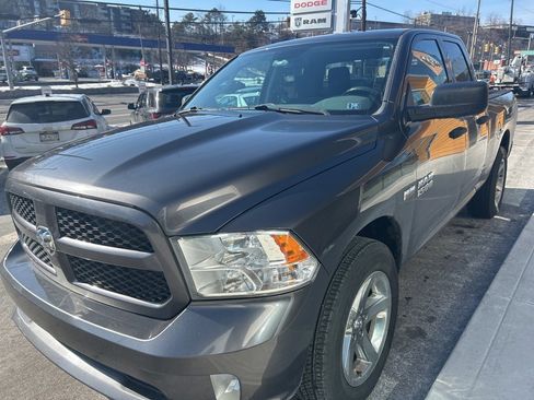 Used 2015 RAM 1500 Express image 3