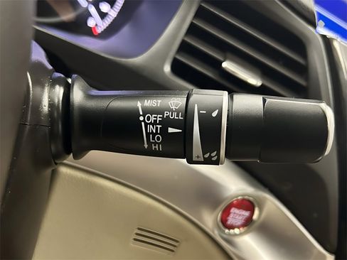 Used 2017 Acura ILX w/ Premium Package image 15