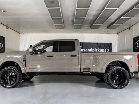 Used 2026 Ford F450 Platinum AWD/4WD image 11