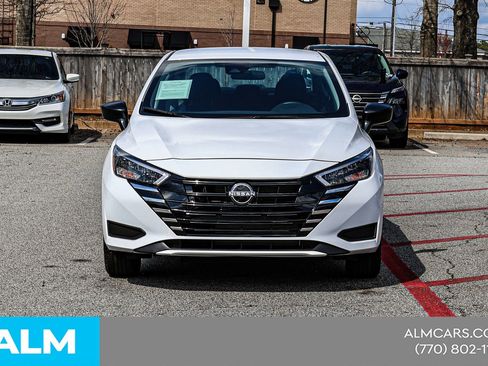 Used 2025 Nissan Versa S w/ Trunk Package image 12