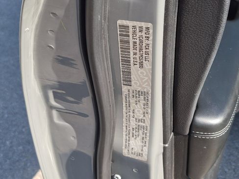 Used 2023 Dodge Durango SXT Launch Edition RWD image 26