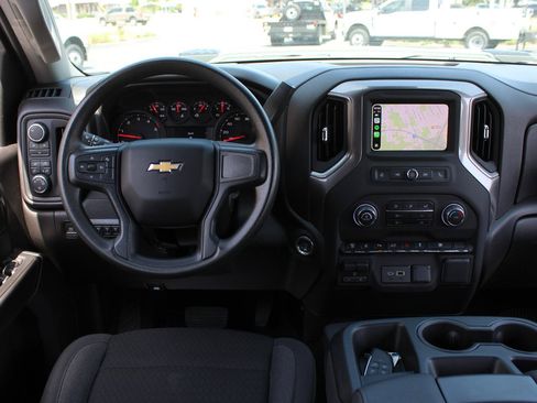 Used 2025 Chevrolet Silverado 2500 Custom w/ Custom Value Package AWD/4WD image 29