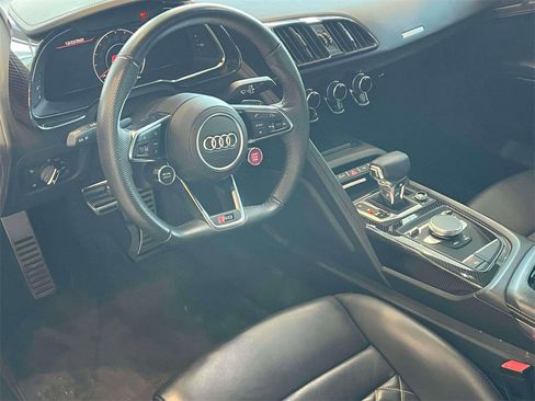 Used 2020 Audi R8 V10 image 14