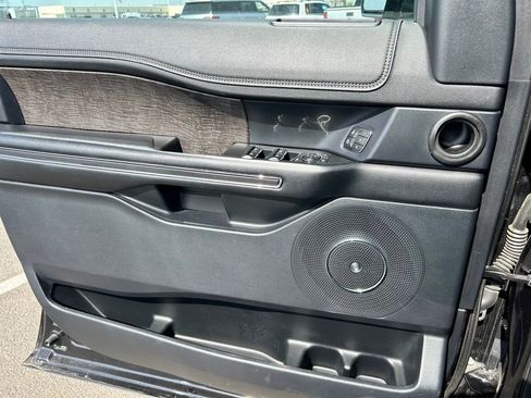 Used 2019 Ford Expedition Limited AWD/4WD image 19