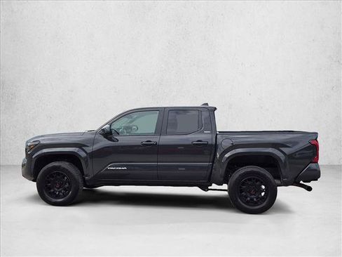 Used 2025 Toyota Tacoma SR5 RWD image 9