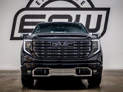 Used 2025 GMC Sierra 1500 Denali Ultimate AWD/4WD image 4