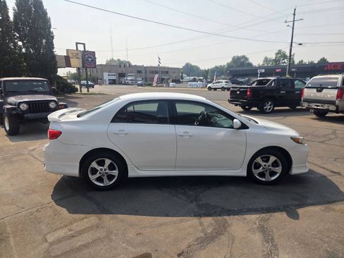 Used 2013 Toyota Corolla S FWD image 6