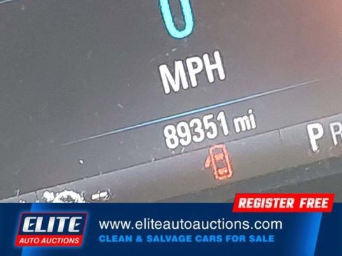 Used 2016 Chevrolet Camaro LT image 29