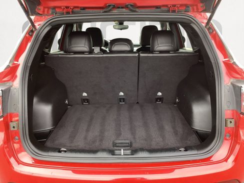 Used 2024 Jeep Compass Latitude image 16