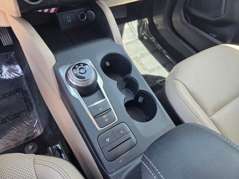 Used 2020 Ford Escape SEL FWD image 25