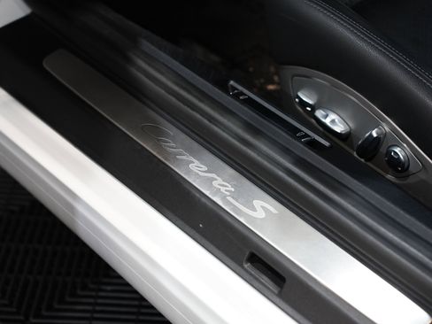 Used 2014 Porsche 911 Carrera S image 23