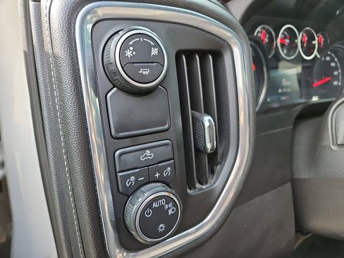 Used 2019 Chevrolet Silverado 1500 LT w/ All-Star Edition image 22