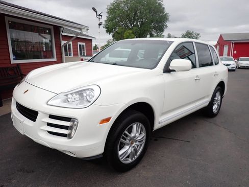 Used 2008 Porsche Cayenne AWD/4WD image 3