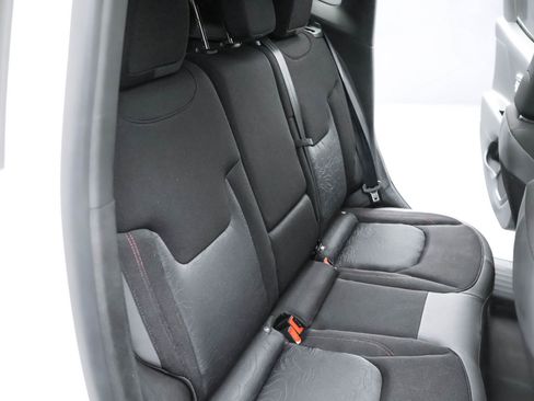 Used 2022 Jeep Renegade Trailhawk w/ Sun/Sound Group image 31