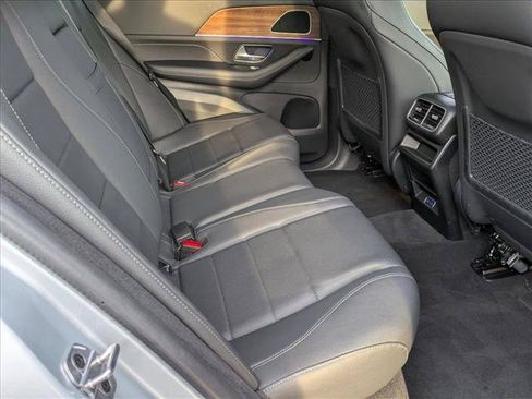 Used 2025 Mercedes-Benz GLE 450 4MATIC image 21