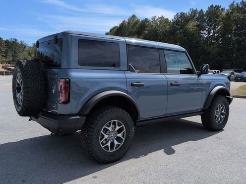 New 2025 Ford Bronco Badlands image 4