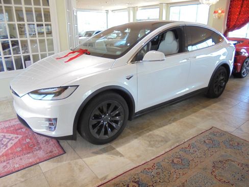 Used 2018 Tesla Model X P100D AWD/4WD image 29