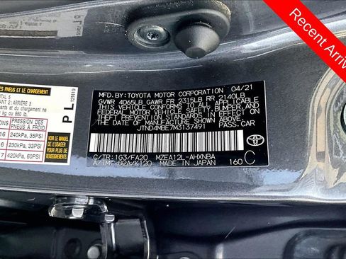 Used 2021 Toyota Corolla SE w/ Blackout Package (TMS) FWD image 19