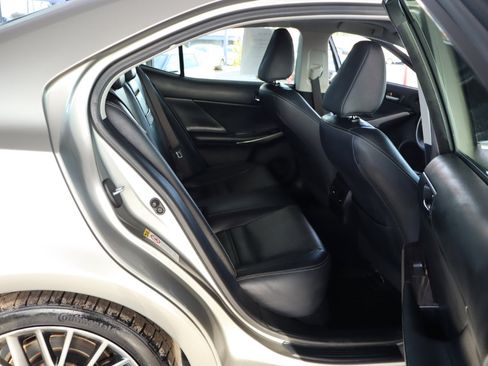 Used 2014 Lexus IS 250 AWD image 33