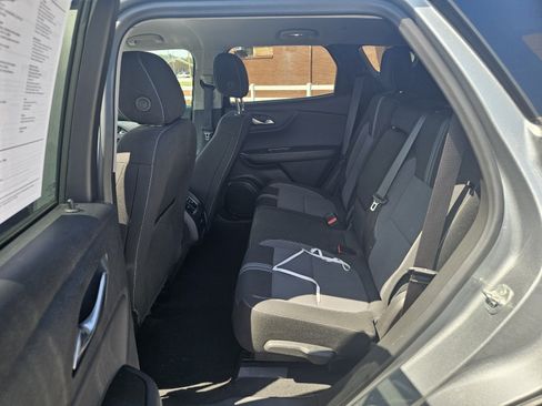 Used 2025 Chevrolet Blazer LT AWD/4WD image 15