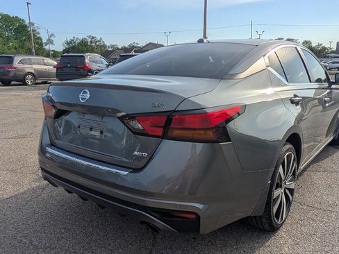 Used 2022 Nissan Altima 2.5 SR AWD/4WD image 18