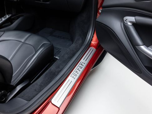 Certified 2022 Ferrari F8 Tributo RWD image 52