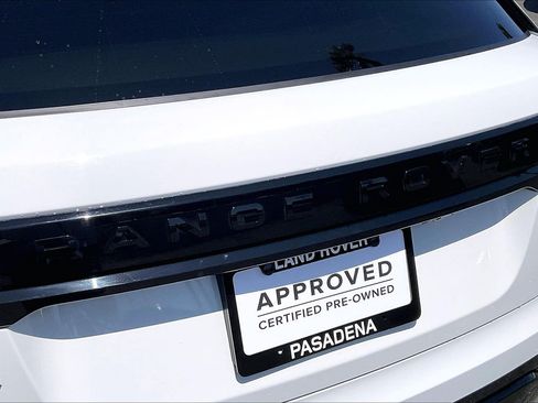 Certified 2022 Land Rover Range Rover Velar R-Dynamic S AWD/4WD image 31