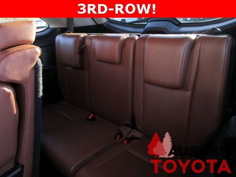 Used 2019 Toyota Highlander Limited image 28