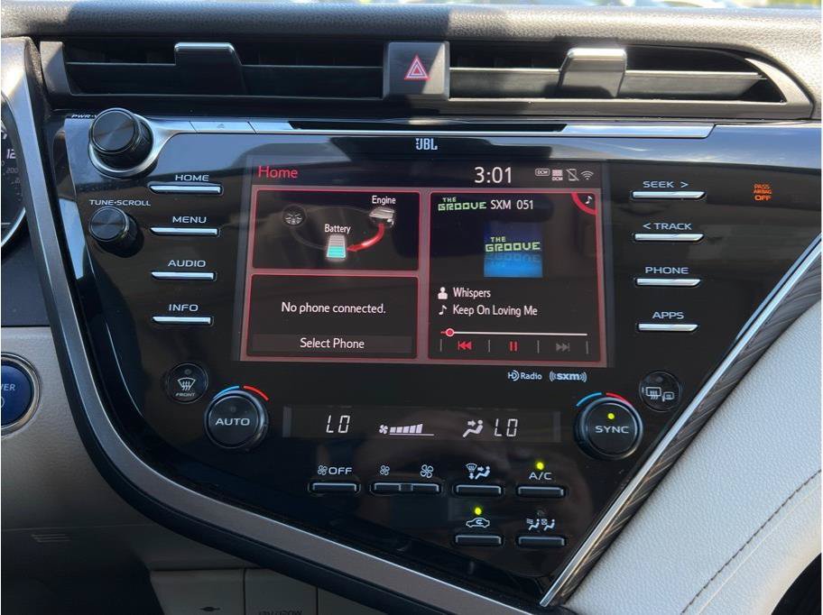 Used 2018 Toyota Camry XLE w/ Audio Package FWD image 14