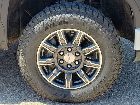 Used 2024 GMC Sierra 1500 AT4 AWD/4WD image 7