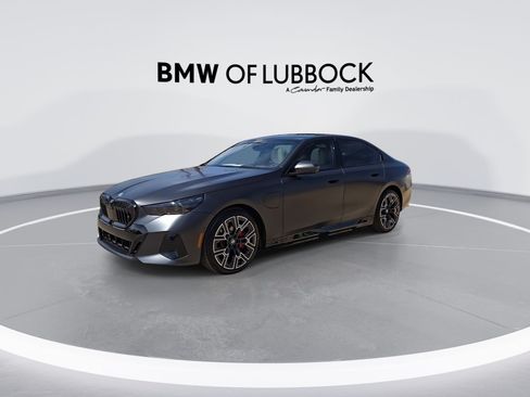 New 2027 BMW 550e xDrive AWD/4WD image 4