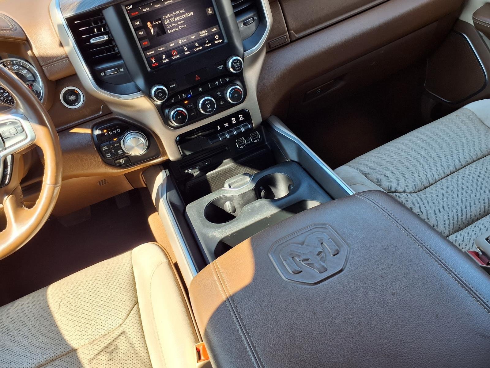 Used 2019 RAM 1500 Laramie AWD/4WD image 11