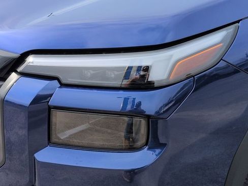 New 2026 Subaru Outback Limited XT image 9