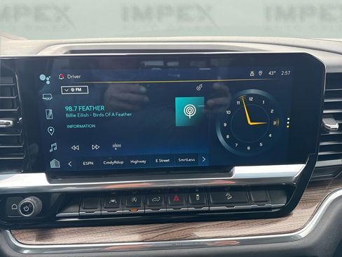 Used 2024 Chevrolet Silverado 1500 LT Trail Boss w/ Convenience Package II image 17