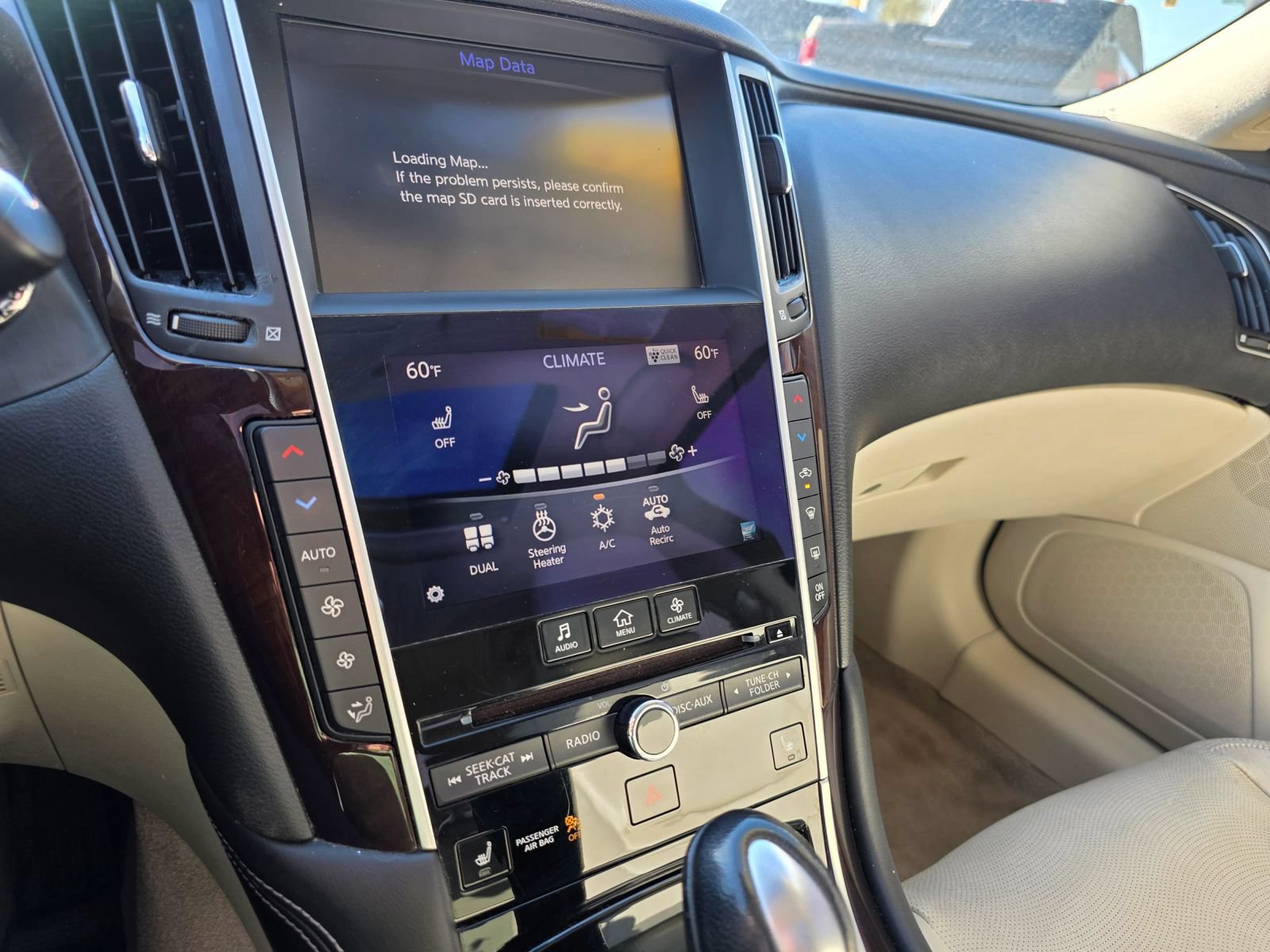 Used 2015 INFINITI Q50 Premium w/ Technology Package AWD/4WD image 17