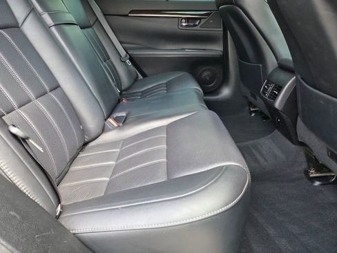Used 2017 Lexus ES 350 w/ Ultra Luxury Package FWD image 30