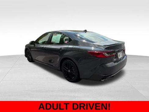 Used 2026 Toyota Camry SE w/ Convenience Package FWD image 2