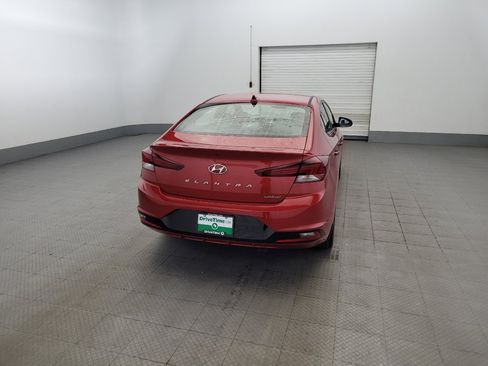 Used 2020 Hyundai Elantra Limited w/ Ultimate Package 03 FWD image 7