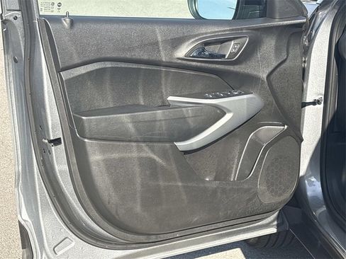 Used 2024 Chevrolet Trax RS w/ Driver Confidence Package image 23