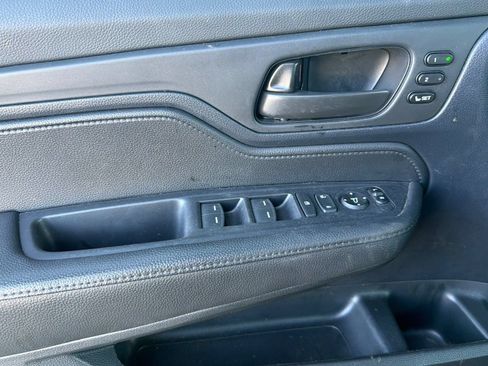 Used 2024 Honda Odyssey Sport image 11