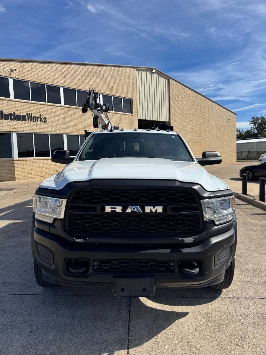 Used 2022 RAM 5500 Tradesman w/ Max Tow Package AWD/4WD image 5