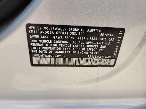 Used 2018 Volkswagen Passat GT FWD image 8